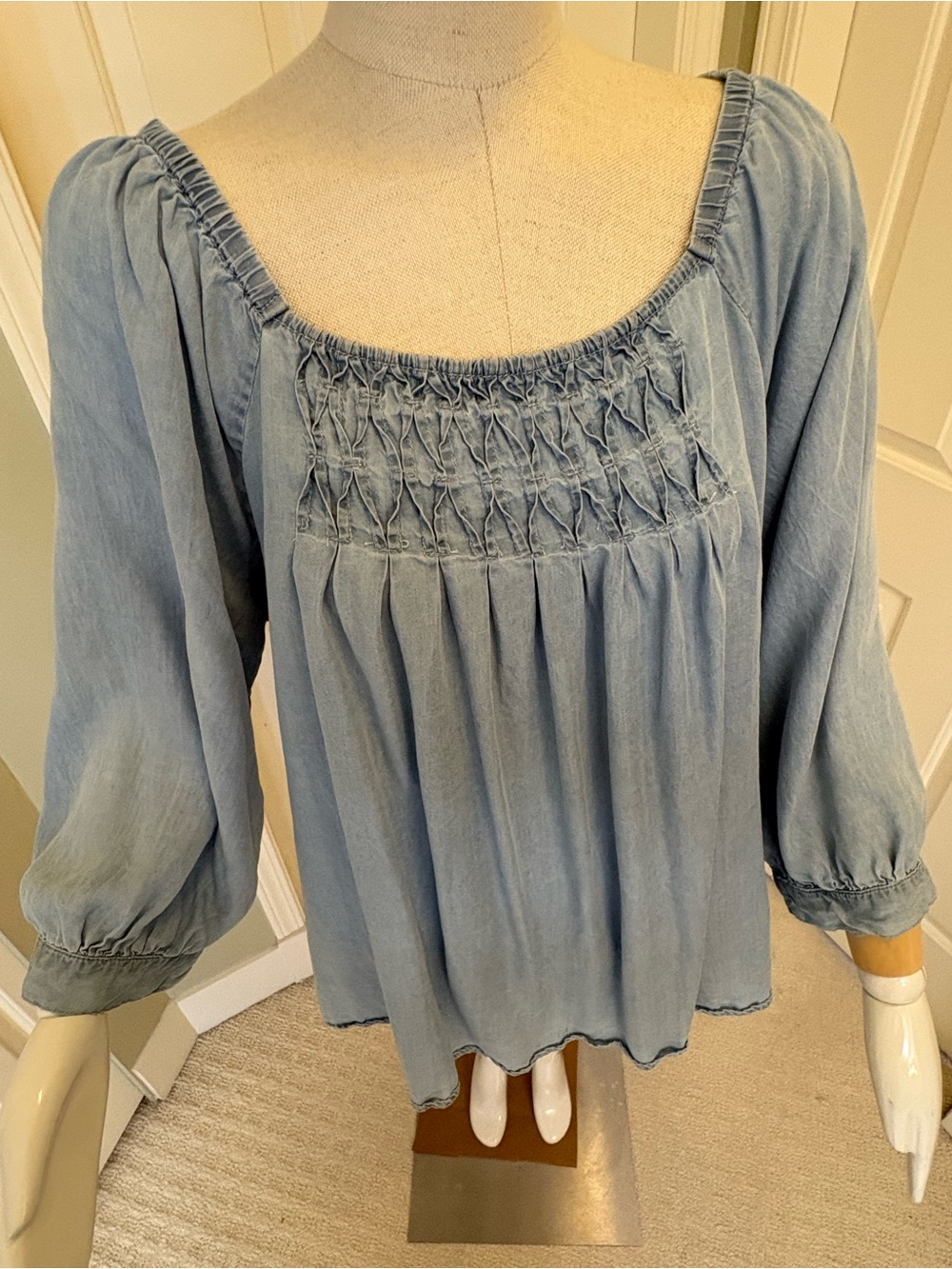 Jean Look, Square-Neck Light Blue Blouse - Women Tops Sz XL like New